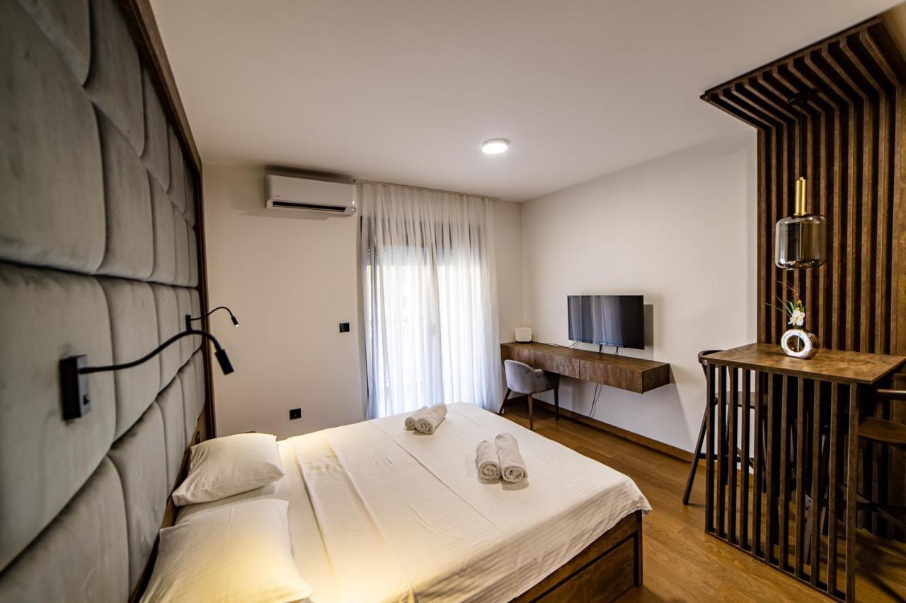 Apartments Tulip 波德戈里察 外观 照片